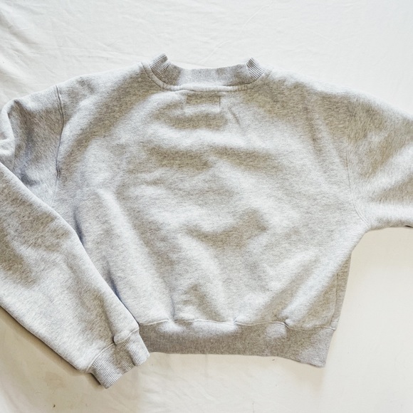 Cropped TNA crewneck - Picture 3 of 3